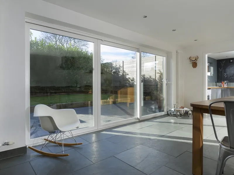 Sliding Patio Penge
