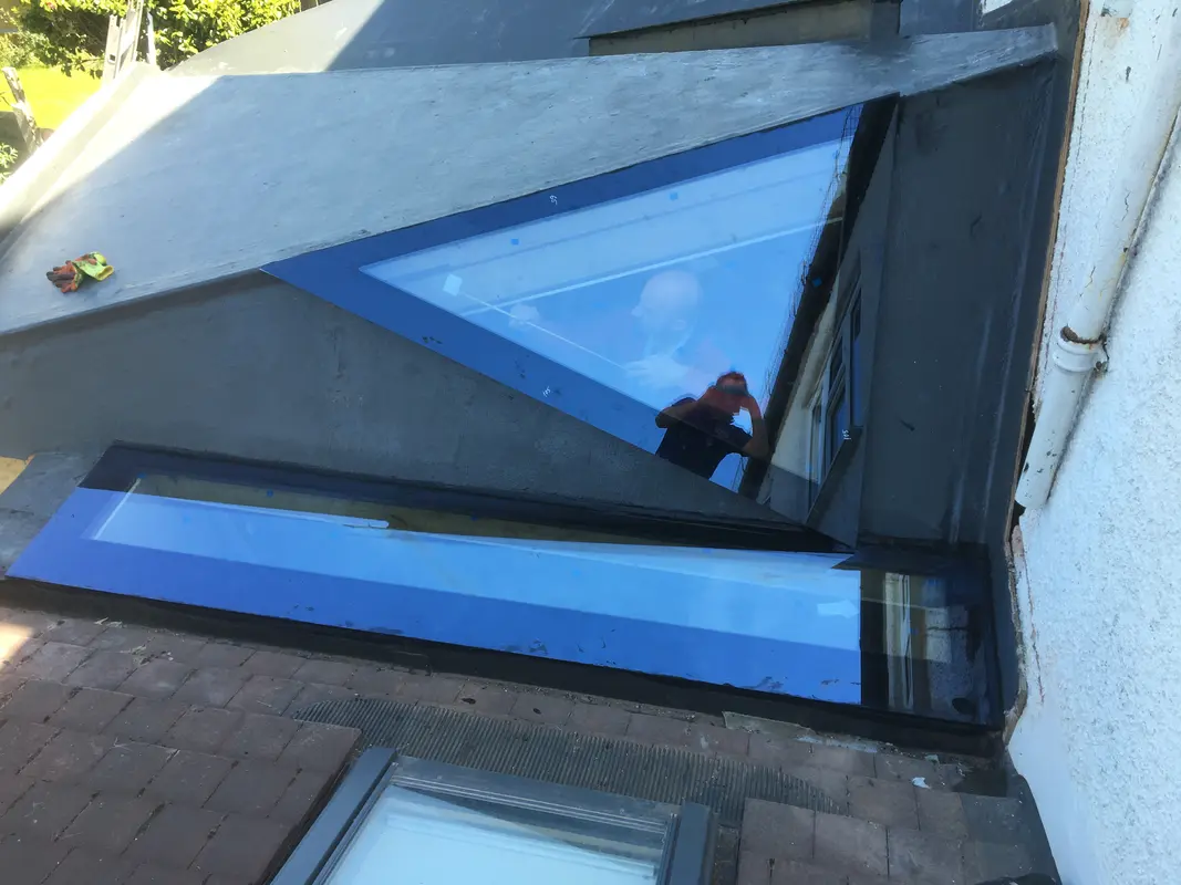 Electric Skylights Penge